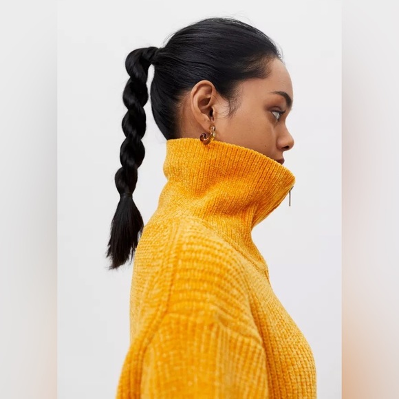 Urban Outfitters Nicco Half-Zip Sweater NWOT Size M - Picture 4 of 7